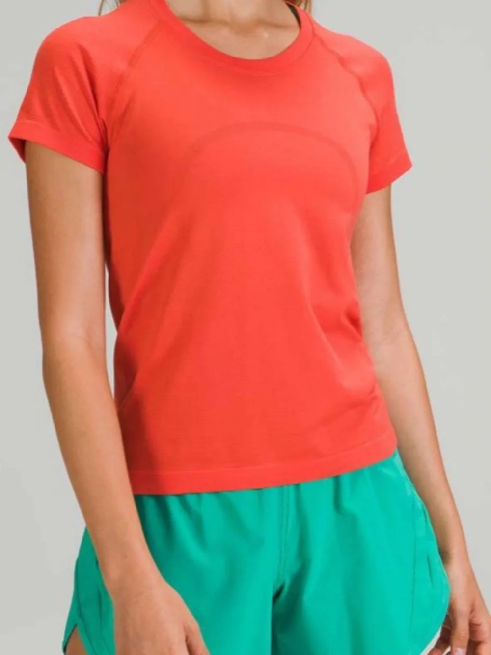 Lululemon Swiftly Tech Short Sleeve Shirt 2.0 *Race Length size 6